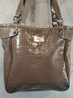 Liz&Co Patent Croc-Embossed Tote Bag in Taupe - Unbranded
